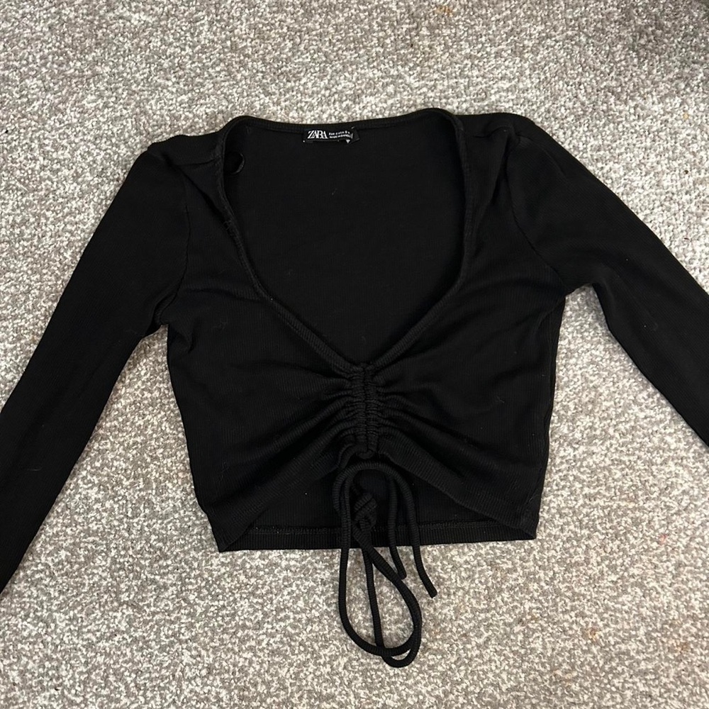 Zara black cropped long sleeve top